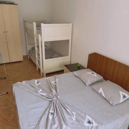 Aral Apartment Golem (Tirana)